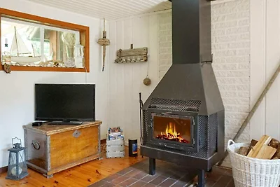 6 Personen Ferienhaus in MUNKEDAL-By Traum