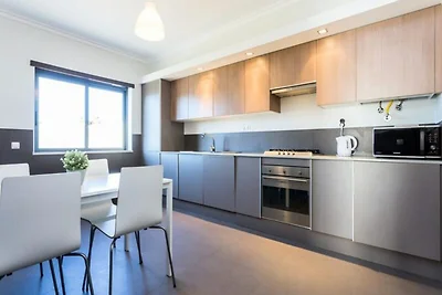 Wohnung in Lagos mit Dachterrasse und Pool