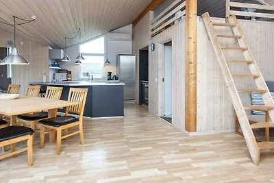 10 Personen Ferienhaus in Harboøre-By Traum