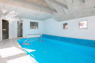 Boutique-Ferienhaus mit Indoor-Pool in Oksbøl