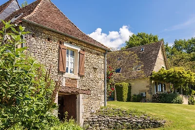 Bauernhaus mit Schwimmbad, Garten