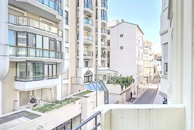 Square Golden Cozy 2 Zimmer Cannes