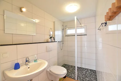 Bungalow auf der Insel Poel mit Garten