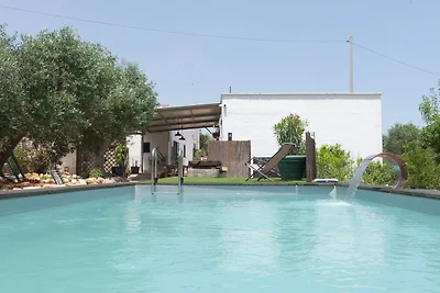 Landhaus in Apulien mit Pool und Pizzaofen