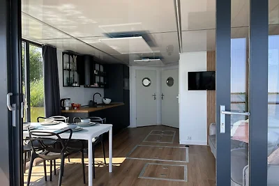 Hausboot in Łazy am Ostsee und Jamno-See