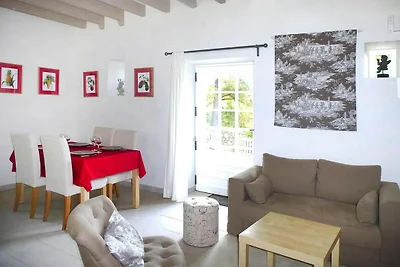 Steinhaus nahe Rosa Granitküste