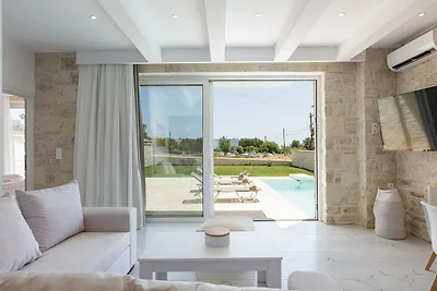 Villa recintata a Damnoni