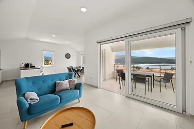 Bezauberndes Sommerapartment mit Meerblick