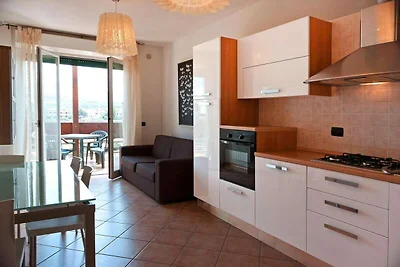 Appartement in San Vincezno vlakbij de zee