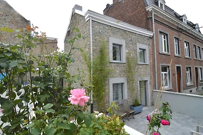 Charmantes Ferienhaus in Esneux am Waldrand