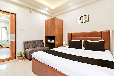 Super Townhouse Kaikhali vicino all'aeroporto