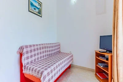 Apartments Ivo - One bedroom apartment with t...