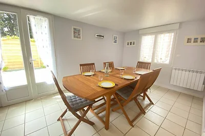 Komfortables Ferienhaus, nur 200 m zum Sandst...