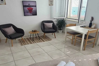Apartments Matea - Studio with Sea View (2 Ad...