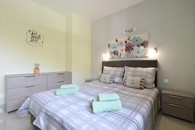 Apartment Sunshine Trogir - Three Bedroom Apa...