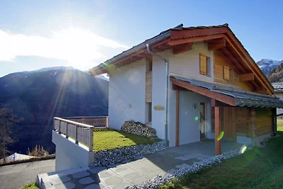 Chalet in Hיrיmence mit Terrasse