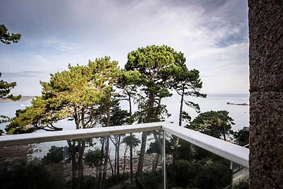 Haus mit Blick auf das Meer in Per