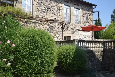 Ruhiges Ferienhaus mit Pool in der Ardèche