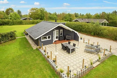 4 Personen Ferienhaus in Oksbøl-By Traum