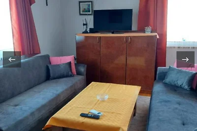 Apartmani Lucija - Three Bedroom Apartment