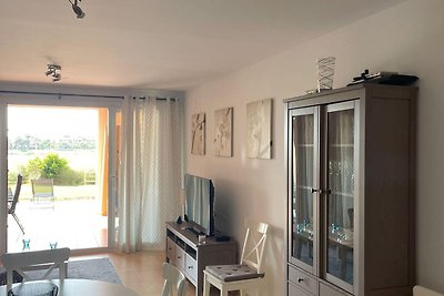 Modernes Apartment im Golfresort mit Pool