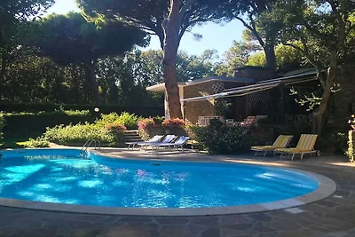 Villa in Punta Ala met zwembad