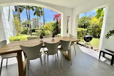 Haus in Estepona in Strandnähe und mit Pool