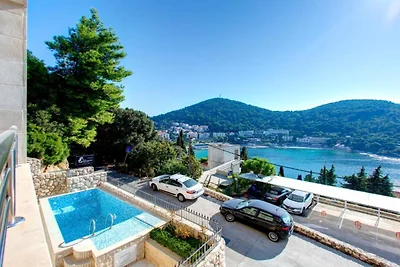 One-Bedroom Apartment With Sea View (Premium)