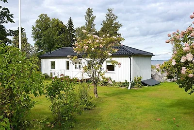6 Personen Ferienhaus in ODENSBACKEN-By Traum