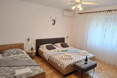Apartments Tomislav - Superior Two Bedroom Ap...