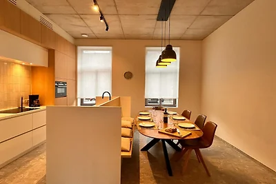 Geräumiges 3-stöckiges Ferienhaus für 8...