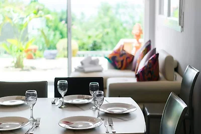 Villa in Roses mit Pool und Blick auf die...