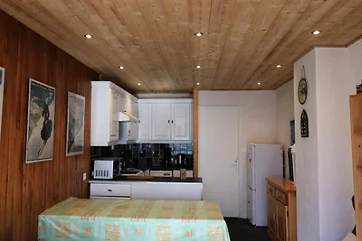 Komfortable Wohnung · Pistennähe · Balkon