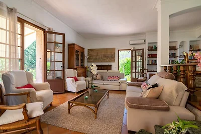 Nobles Ferienhaus in Vence mit privatem Pool