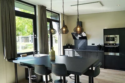 Vakantiehuis in Kaatsheuvel met terras