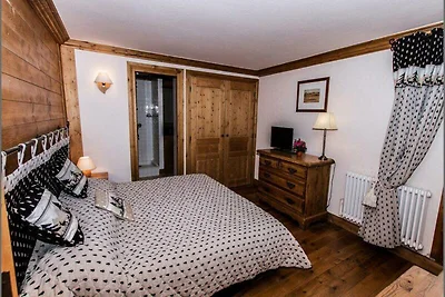 Ferienwohnung am Fuße der Pisten · Schloss