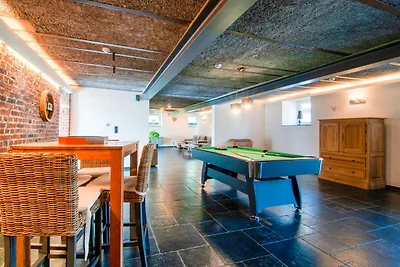 Elegante casa vacanze a Burnenville Belgio