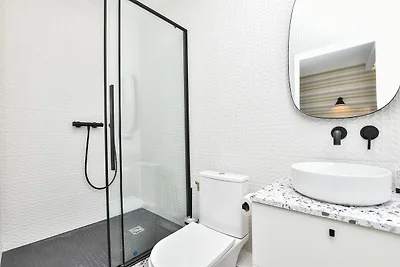 Intimes Studio – 2P – Beaugrenelle/Tour...