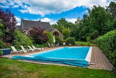 Casa affascinante a Sint-Jansrade con piscina...