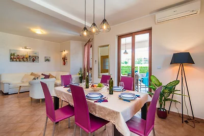 Moderne Villa in Rovinj mit privatem...