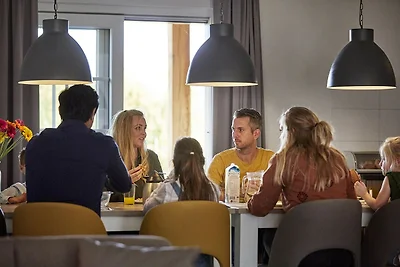 Mooie villa met luxe terras, vlakbij Roermond