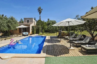Schönes Ferienhaus mit privatem Pool