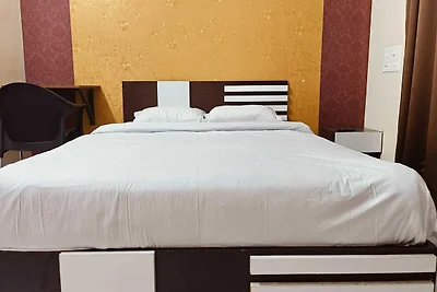 Super Hotel O Kazhakkoottam
