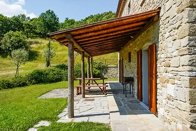 Wohnung in Anghiari mit Garten
