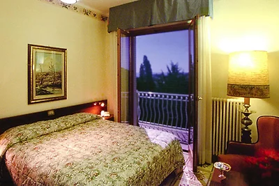Appartamento a Pietra Ligure con balcone o te...