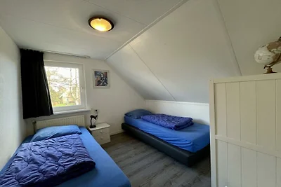 Vakantiehuis in Medemblik met terras