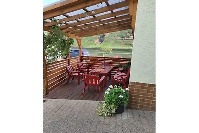 Vakantiehuis in Briedern met zwembad
