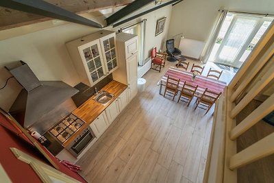 Ferienhaus am Waldrand und am Fluss Maas.
