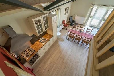 Ferienhaus am Waldrand und am Fluss Maas.