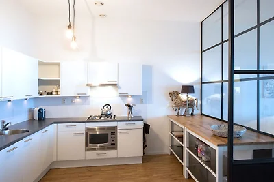 Appealing Apartment in Den Haag with Balcony